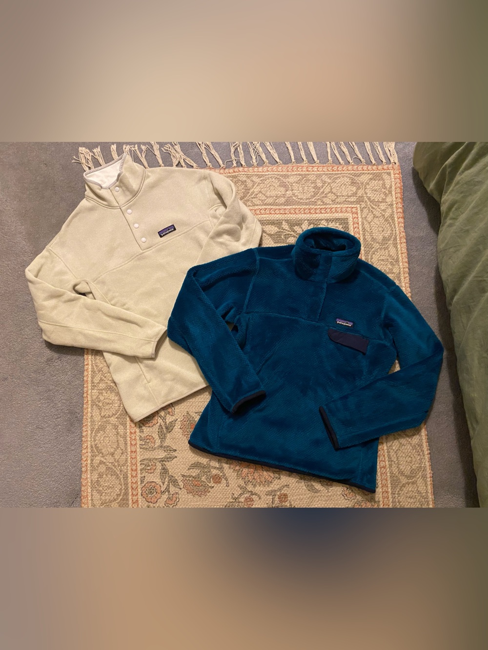 Bundle of two Patagonia women’s pullover Size Small - Teal & Cream
